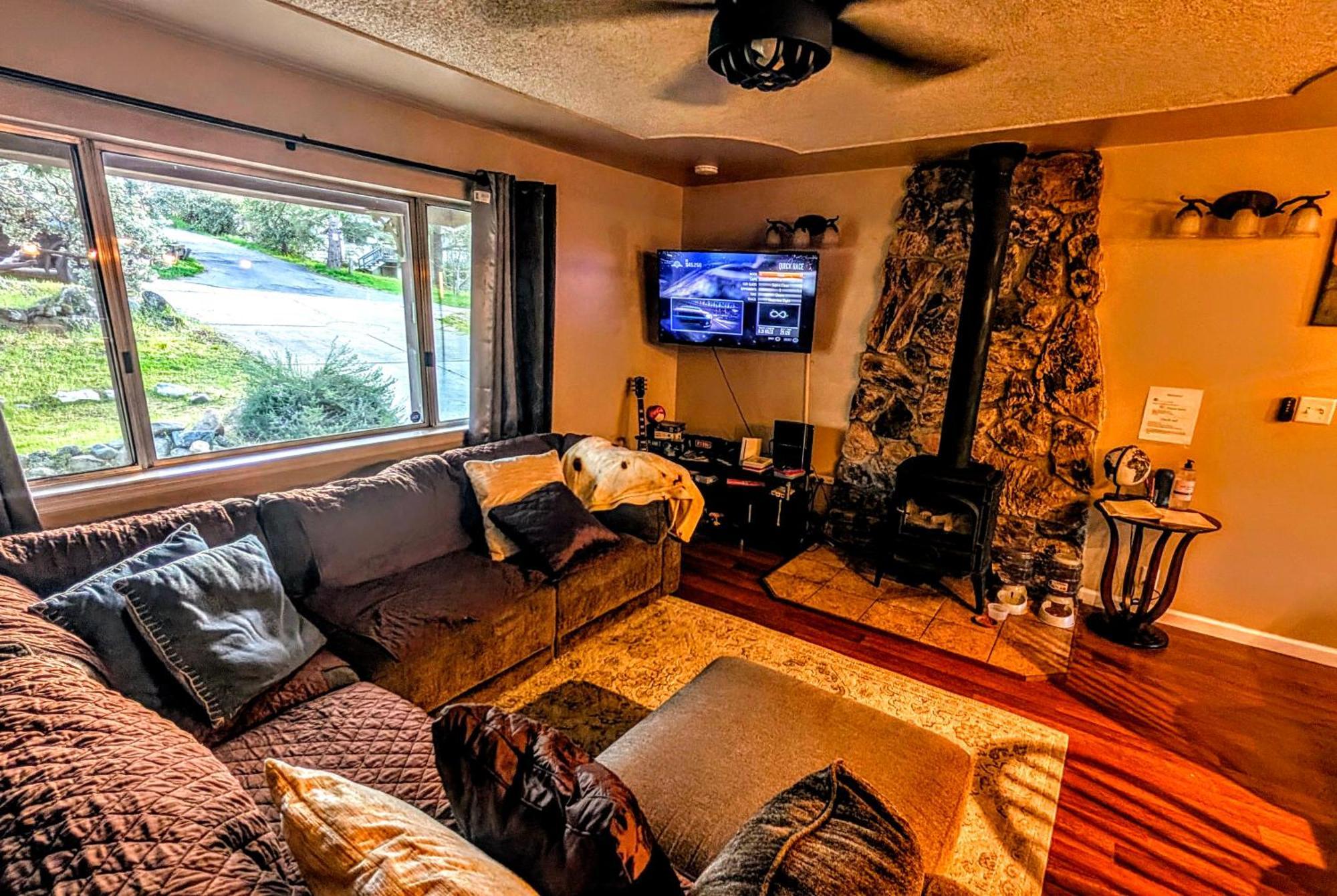 Wona's 2 Bedrooms Full Kitchen * Oakhurst